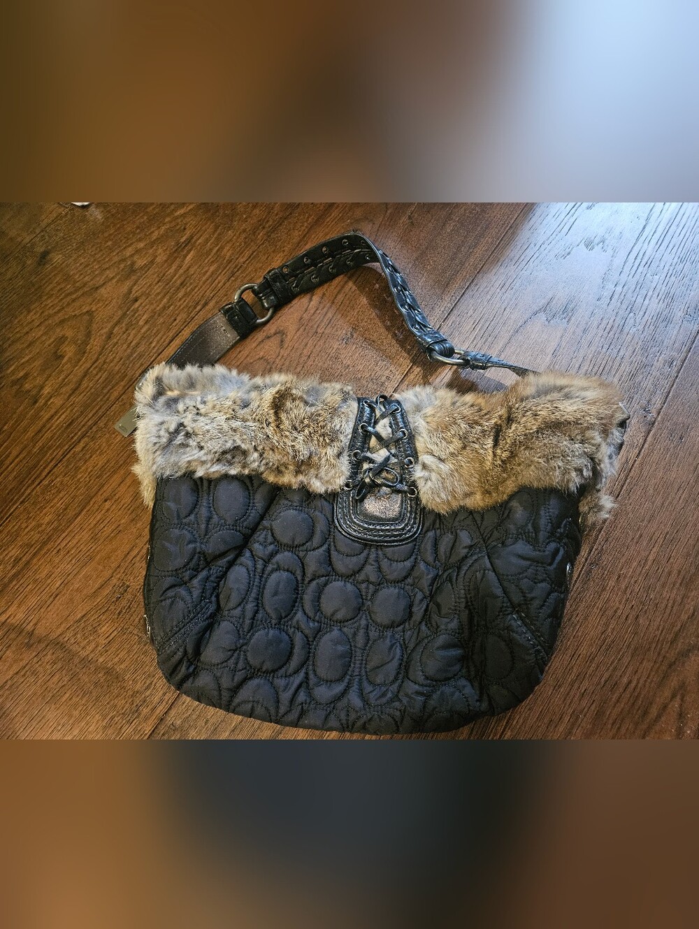 Vintage Coach Ski Bunny 9443 Black Quilted Rabbit Fur ~ Leather Handbag Turnlock